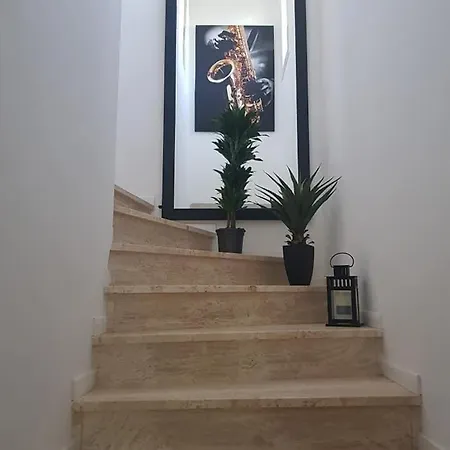 Grande Maison De Alès